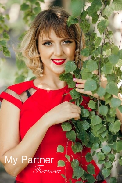 Ukrainian Woman for Marriage - Polina from Zaporozhye, Ukraine