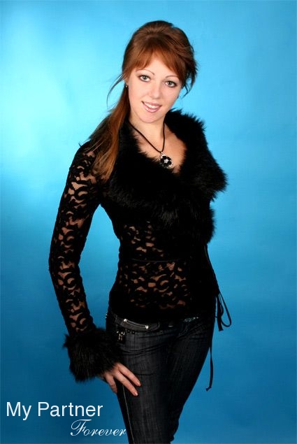 Online Dating with Gorgeous Ukrainian Girl Zhanna from Sumy, Ukraine